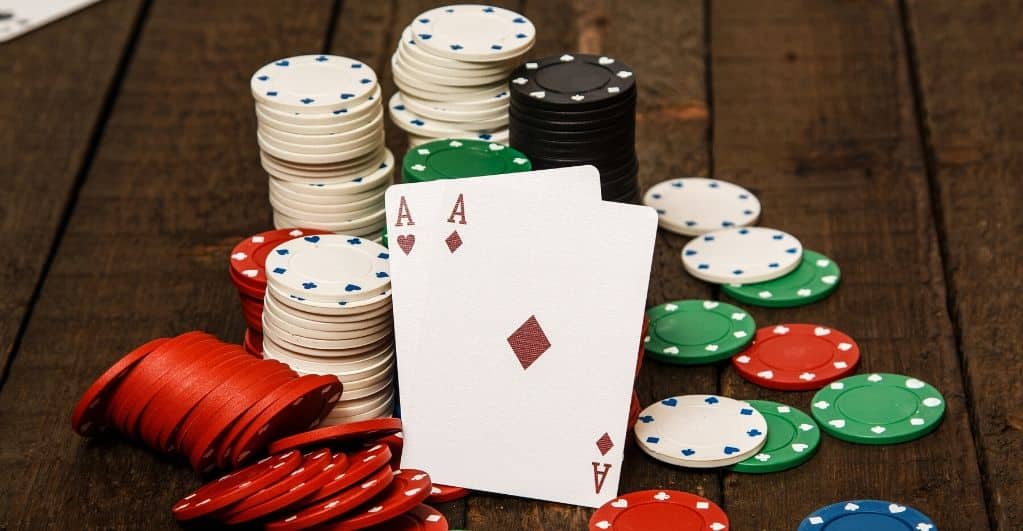 How Poker Skills Can Help in Dealing With Real-life Situations?